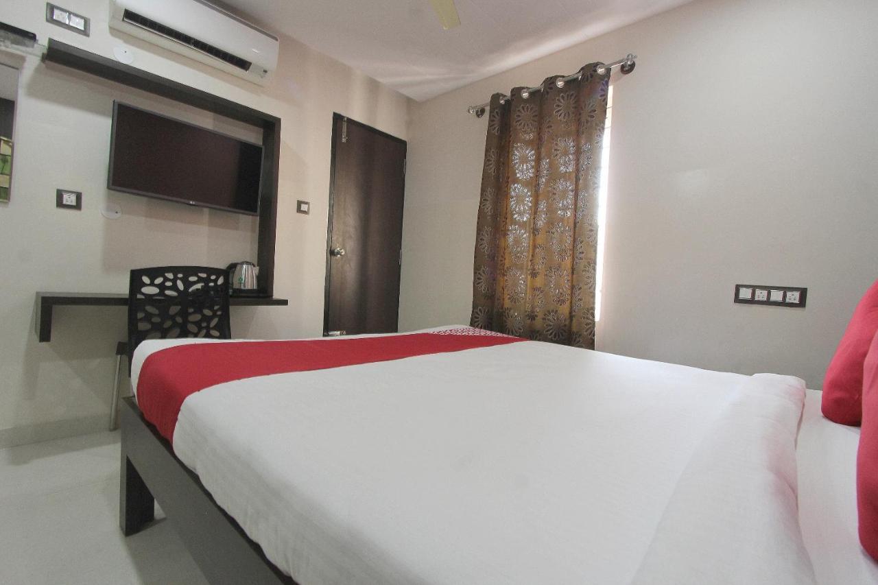 Capital O 70534 Habitat Suites And Rooms Bangalore Ngoại thất bức ảnh