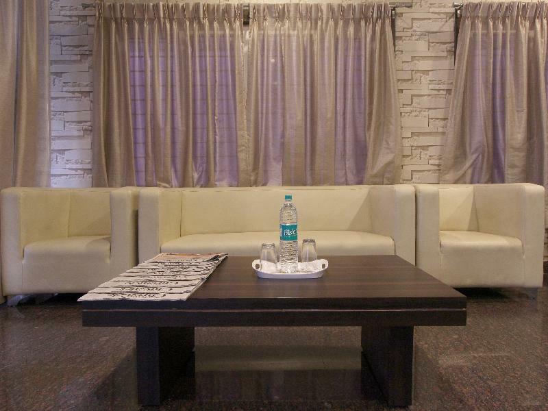 Capital O 70534 Habitat Suites And Rooms Bangalore Ngoại thất bức ảnh
